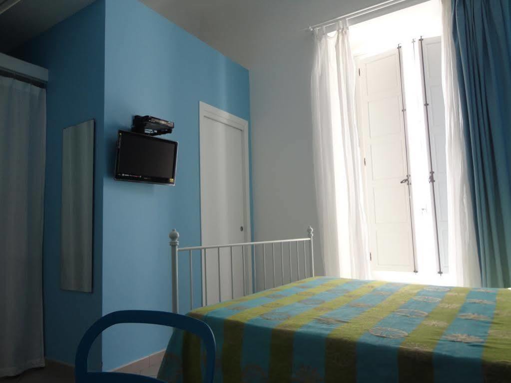 L'Alberghetto Milazzo Bagian luar foto
